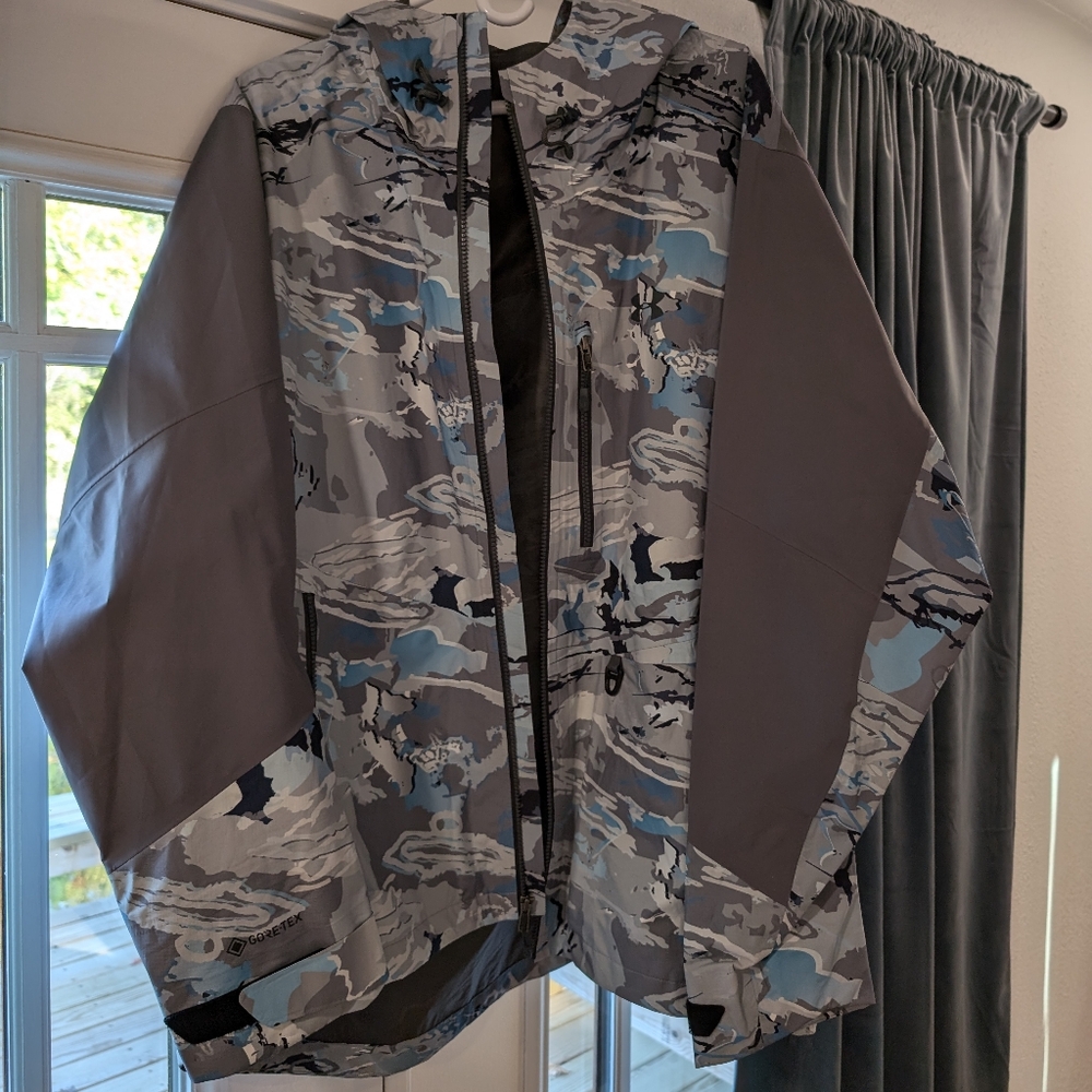 Under Armour XXL Gore-Tex Jacket